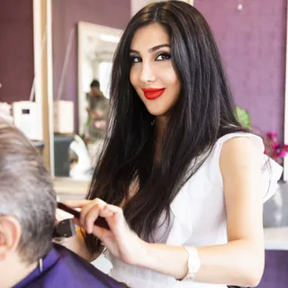Herrenhaarschnitt bei Friseur Sara in Frankfurt-Niederrad